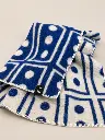 Japan-Wool-Blanket-By-Nathalie-Du-Pasquier-George-Sowden-Col_-Blue-White-Nathalie-du-Pasquier-George-Sowden-4.webp