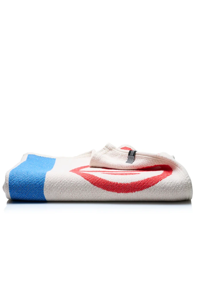zzz_blanket_earth_4.webp