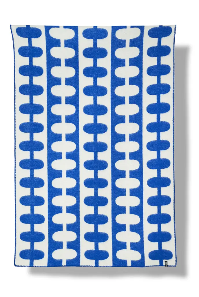 Serra-Wool-Blanket-By-Nathalie-Du-Pasquier-George-Sowden-Nathalie-du-Pasquier-George-Sowden-3.webp
