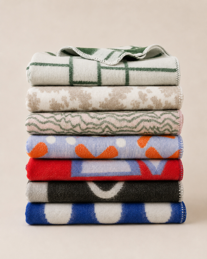 George Sowden & Nathalie Du Pasquier for ZigZagZurich - Wool blanket (Air)